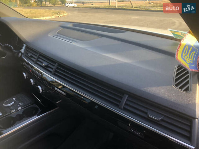 Білий Ауді Ку 7, об'ємом двигуна 2.97 л та пробігом 84 тис. км за 44000 $, фото 30 на Automoto.ua