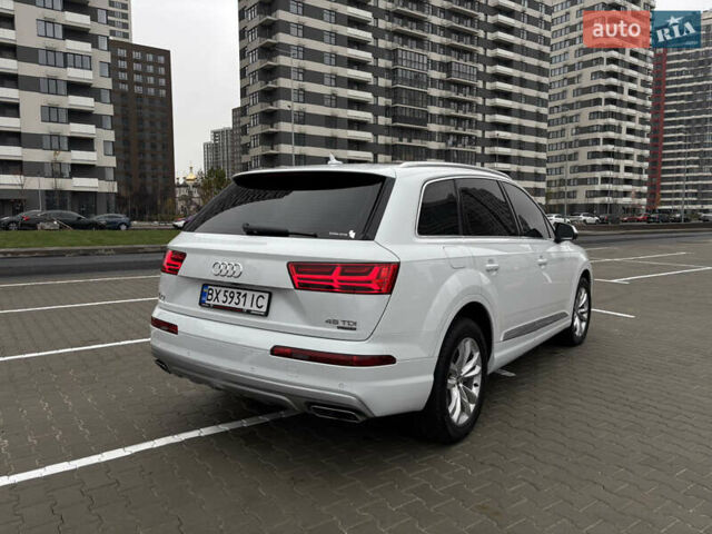 Белый Ауди Ку 7, объемом двигателя 2.97 л и пробегом 141 тыс. км за 43000 $, фото 3 на Automoto.ua