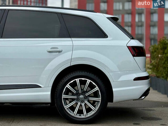 Белый Ауди Ку 7, объемом двигателя 3 л и пробегом 236 тыс. км за 22900 $, фото 8 на Automoto.ua