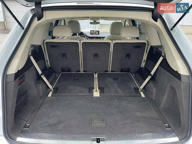 Белый Ауди Ку 7, объемом двигателя 3 л и пробегом 253 тыс. км за 26000 $, фото 10 на Automoto.ua