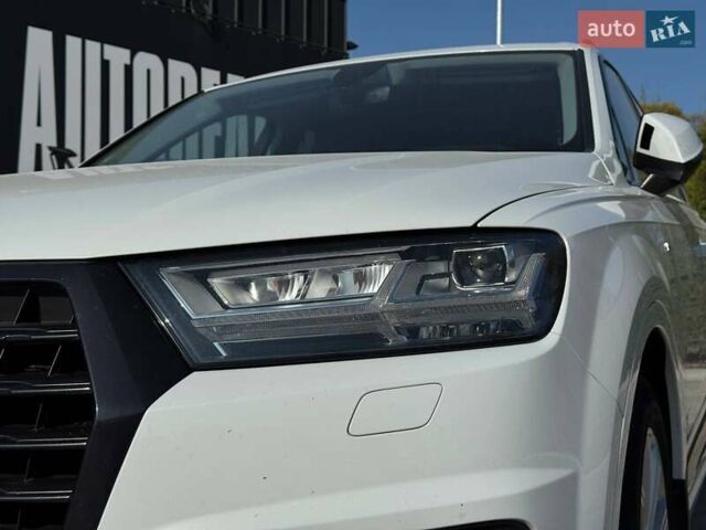 Ауді Ку 7 2016 у Каменце-Подольском на Automoto.ua Білий Ауді Ку 7, об'ємом двигуна 2.97 л та пробігом 282 тис. км за 38000 $, фото 13 на Automoto.ua