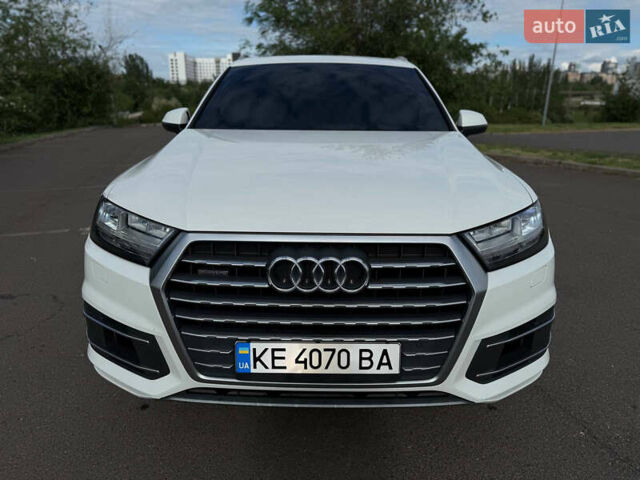 Белый Ауди Ку 7, объемом двигателя 3 л и пробегом 258 тыс. км за 22500 $, фото 13 на Automoto.ua