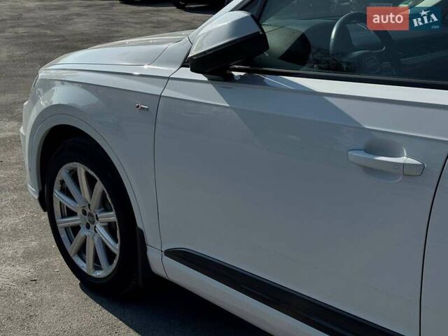 Ауді Ку 7 2016 у Каменце-Подольском на Automoto.ua Білий Ауді Ку 7, об'ємом двигуна 2.97 л та пробігом 282 тис. км за 38000 $, фото 17 на Automoto.ua