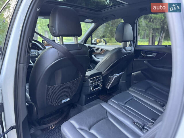 Ауди Ку 7 2016 в Киеве на Automoto.ua Белый Ауди Ку 7, объемом двигателя 3 л и пробегом 231 тыс. км за 29900 $, фото 62 на Automoto.ua