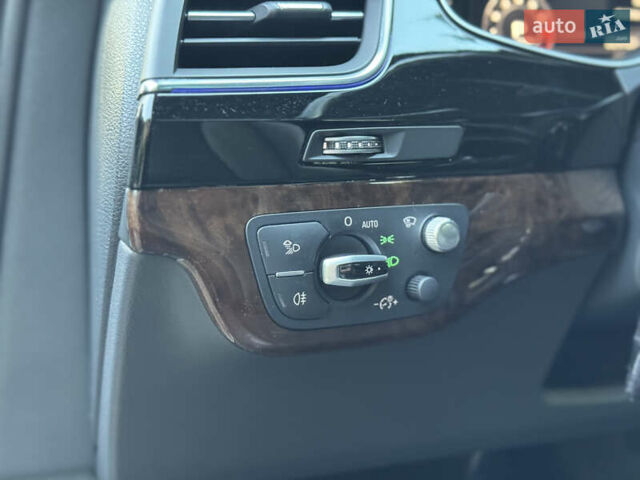 Ауди Ку 7 2016 в Киеве на Automoto.ua Белый Ауди Ку 7, объемом двигателя 3 л и пробегом 231 тыс. км за 29900 $, фото 47 на Automoto.ua