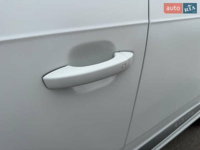 Белый Ауди Ку 7, объемом двигателя 2.97 л и пробегом 284 тыс. км за 37000 $, фото 31 на Automoto.ua