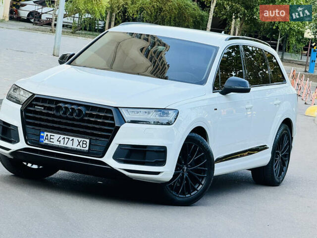 Белый Ауди Ку 7, объемом двигателя 2.97 л и пробегом 195 тыс. км за 32900 $, фото 24 на Automoto.ua