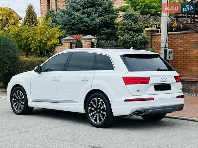 Белый Ауди Ку 7, объемом двигателя 2.97 л и пробегом 160 тыс. км за 34200 $, фото 1 на Automoto.ua