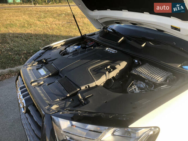 Білий Ауді Ку 7, об'ємом двигуна 2.97 л та пробігом 84 тис. км за 44000 $, фото 8 на Automoto.ua