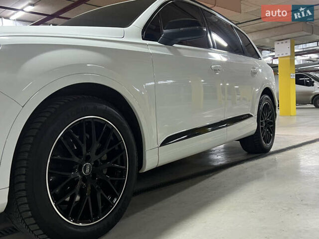 Белый Ауди Ку 7, объемом двигателя 2.97 л и пробегом 189 тыс. км за 31500 $, фото 31 на Automoto.ua