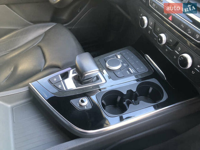 Білий Ауді Ку 7, об'ємом двигуна 2.97 л та пробігом 84 тис. км за 44000 $, фото 32 на Automoto.ua