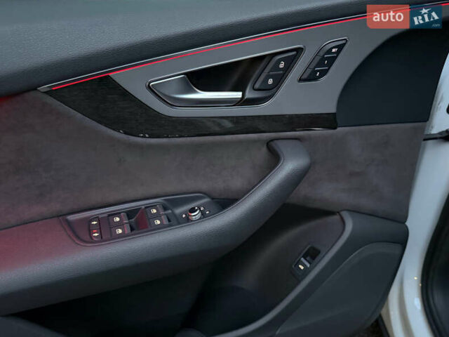 Белый Ауди Ку 7, объемом двигателя 3 л и пробегом 120 тыс. км за 26800 $, фото 35 на Automoto.ua