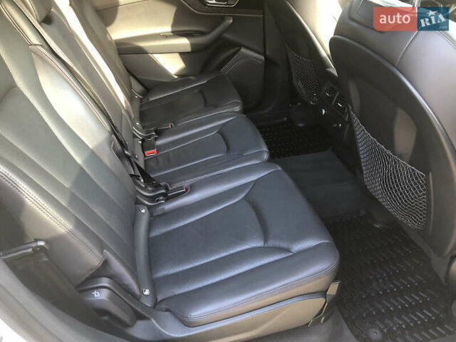 Білий Ауді Ку 7, об'ємом двигуна 2.97 л та пробігом 84 тис. км за 44000 $, фото 42 на Automoto.ua