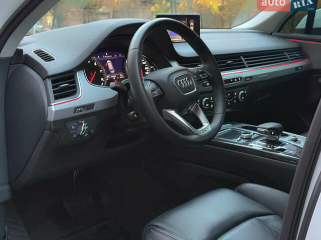 Белый Ауди Ку 7, объемом двигателя 3 л и пробегом 120 тыс. км за 26800 $, фото 17 на Automoto.ua