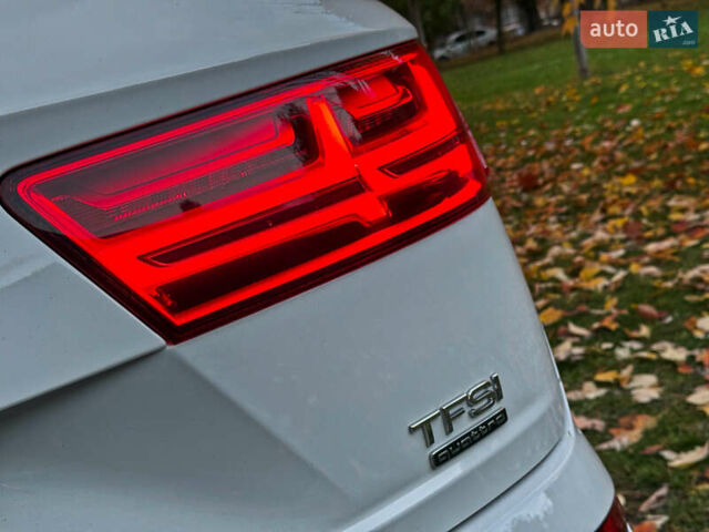 Ауді Ку 7 2016 у Києві на Automoto.ua Білий Ауді Ку 7, об'ємом двигуна 3 л та пробігом 120 тис. км за 28999 $, фото 10 на Automoto.ua