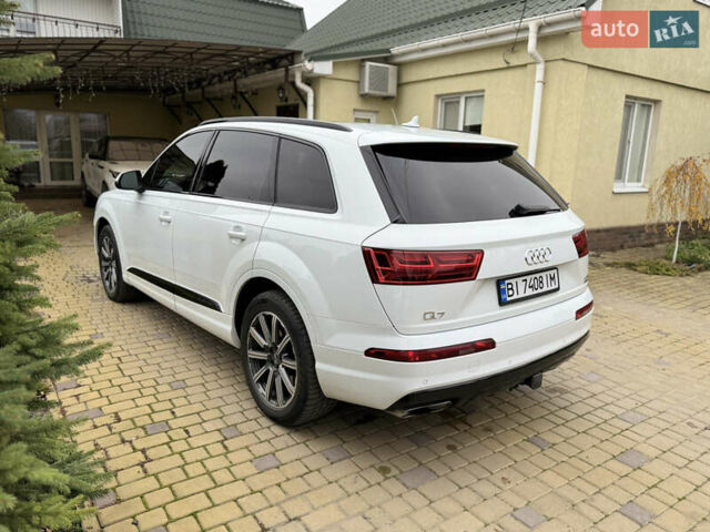 Белый Ауди Ку 7, объемом двигателя 3 л и пробегом 184 тыс. км за 27500 $, фото 3 на Automoto.ua