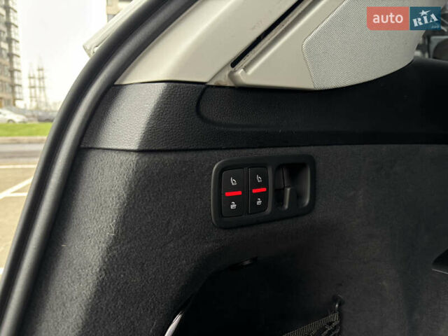 Белый Ауди Ку 7, объемом двигателя 2.97 л и пробегом 141 тыс. км за 43000 $, фото 20 на Automoto.ua