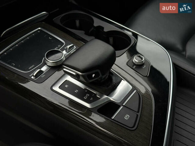 Білий Ауді Ку 7, об'ємом двигуна 3 л та пробігом 194 тис. км за 23700 $, фото 57 на Automoto.ua