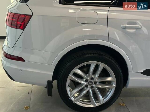 Белый Ауди Ку 7, объемом двигателя 2.97 л и пробегом 216 тыс. км за 37900 $, фото 7 на Automoto.ua