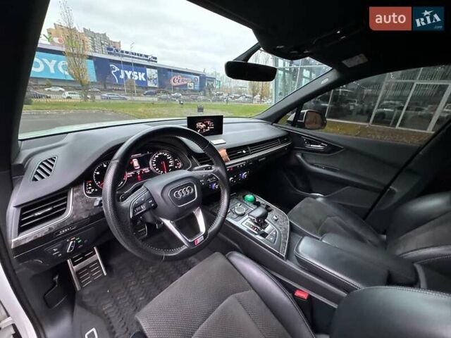 Белый Ауди Ку 7, объемом двигателя 3 л и пробегом 174 тыс. км за 39500 $, фото 32 на Automoto.ua