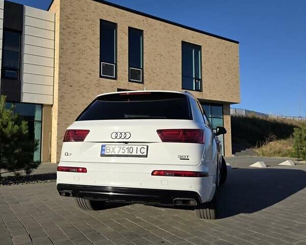 Белый Ауди Ку 7, объемом двигателя 3 л и пробегом 150 тыс. км за 27900 $, фото 1 на Automoto.ua