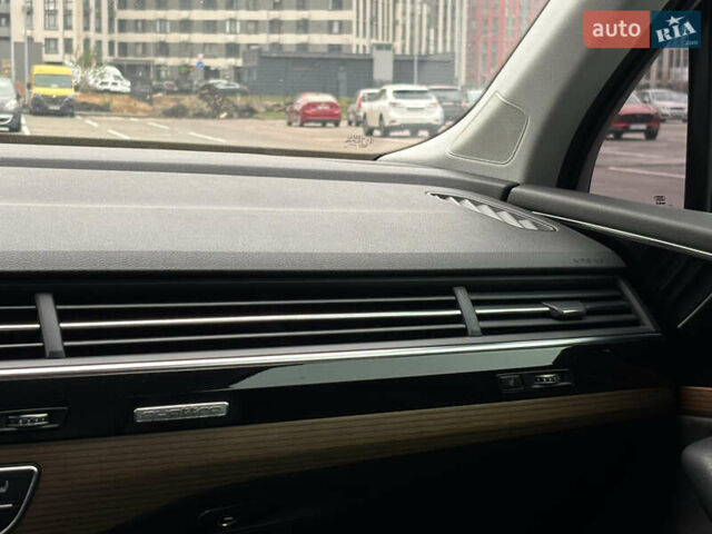 Белый Ауди Ку 7, объемом двигателя 2.97 л и пробегом 141 тыс. км за 43000 $, фото 10 на Automoto.ua