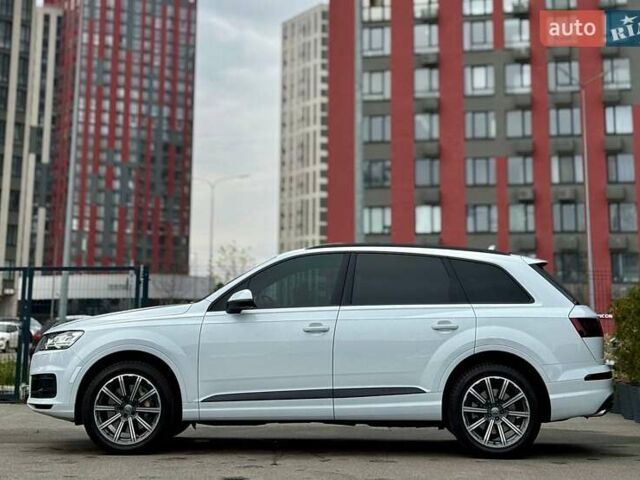 Белый Ауди Ку 7, объемом двигателя 3 л и пробегом 236 тыс. км за 22900 $, фото 7 на Automoto.ua
