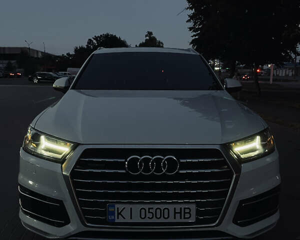 Білий Ауді Ку 7, об'ємом двигуна 3 л та пробігом 180 тис. км за 25500 $, фото 1 на Automoto.ua
