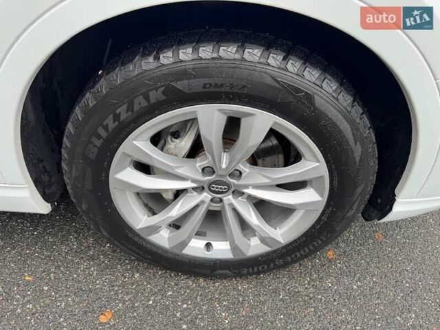 Белый Ауди Ку 7, объемом двигателя 3 л и пробегом 184 тыс. км за 32500 $, фото 14 на Automoto.ua