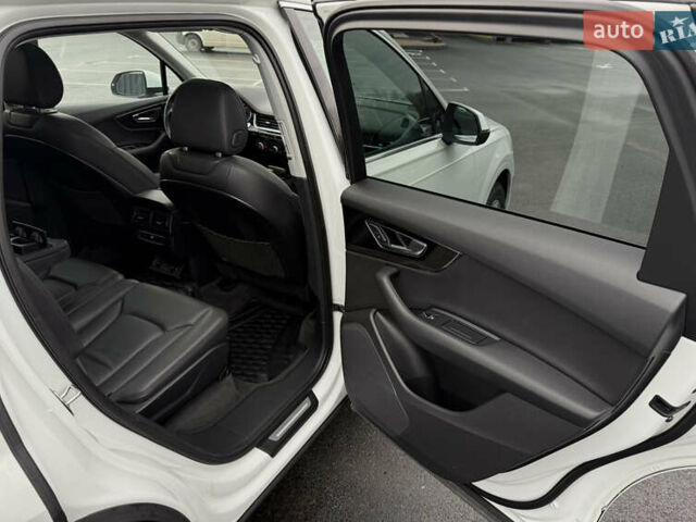 Білий Ауді Ку 7, об'ємом двигуна 3 л та пробігом 194 тис. км за 23700 $, фото 65 на Automoto.ua