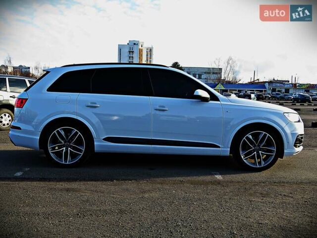 Белый Ауди Ку 7, объемом двигателя 2.97 л и пробегом 202 тыс. км за 43000 $, фото 4 на Automoto.ua