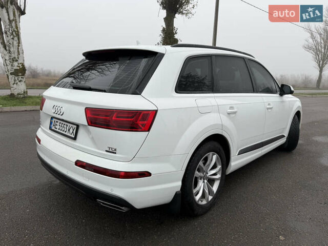 Белый Ауди Ку 7, объемом двигателя 2.97 л и пробегом 152 тыс. км за 39000 $, фото 22 на Automoto.ua