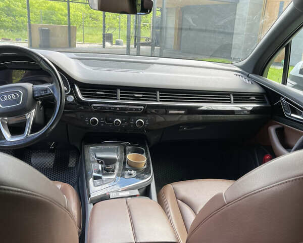 Білий Ауді Ку 7, об'ємом двигуна 3 л та пробігом 118 тис. км за 33000 $, фото 27 на Automoto.ua