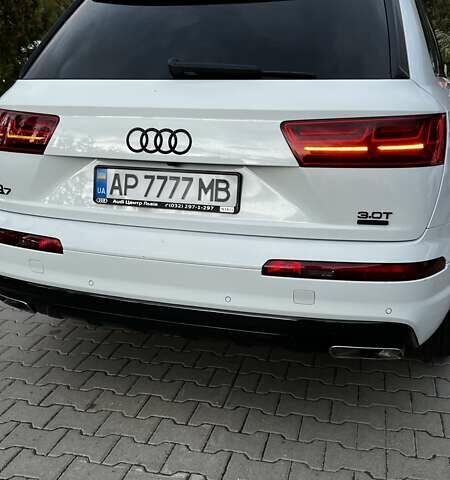 Білий Ауді Ку 7, об'ємом двигуна 3 л та пробігом 94 тис. км за 35000 $, фото 6 на Automoto.ua