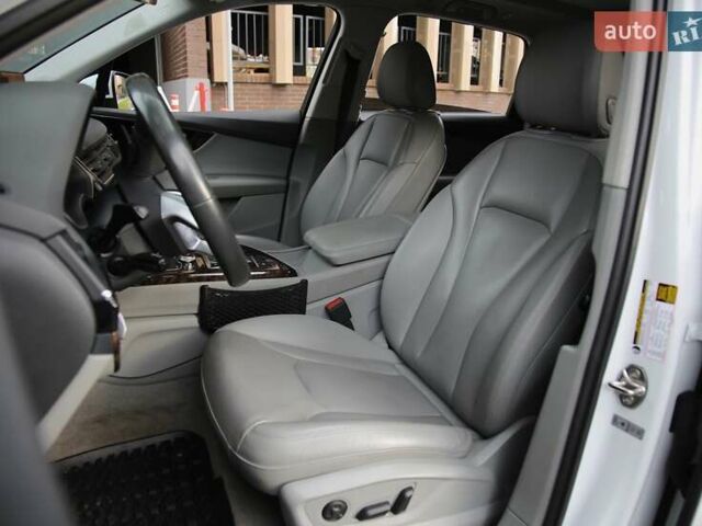 Белый Ауди Ку 7, объемом двигателя 3 л и пробегом 137 тыс. км за 37000 $, фото 8 на Automoto.ua