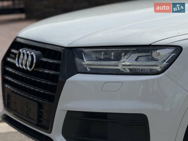 Білий Ауді Ку 7, об'ємом двигуна 3 л та пробігом 216 тис. км за 37500 $, фото 35 на Automoto.ua