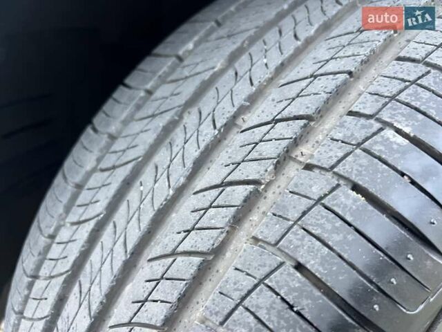 Білий Ауді Ку 7, об'ємом двигуна 2 л та пробігом 109 тис. км за 23900 $, фото 80 на Automoto.ua