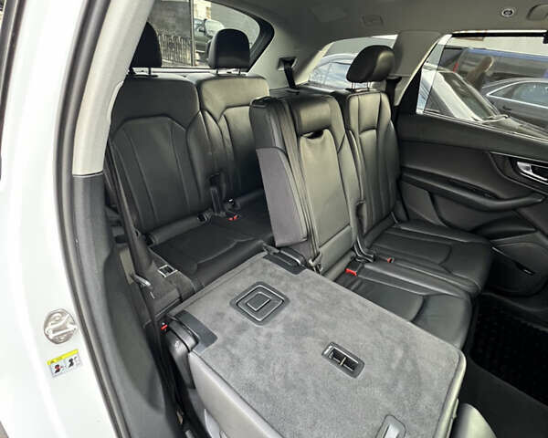 Белый Ауди Ку 7, объемом двигателя 3 л и пробегом 190 тыс. км за 35000 $, фото 36 на Automoto.ua