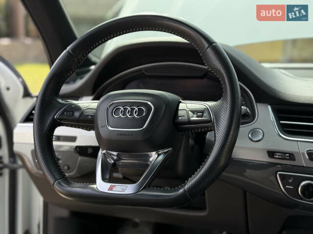 Білий Ауді Ку 7, об'ємом двигуна 3 л та пробігом 216 тис. км за 37500 $, фото 29 на Automoto.ua