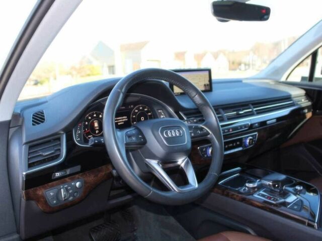 Білий Ауді Ку 7, об'ємом двигуна 3 л та пробігом 70 тис. км за 9000 $, фото 9 на Automoto.ua