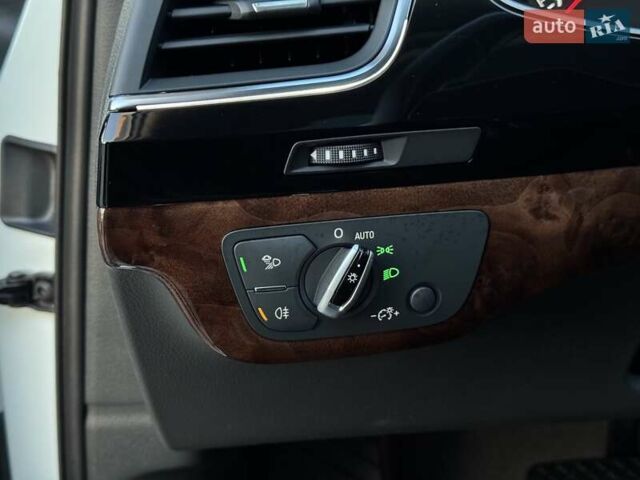 Білий Ауді Ку 7, об'ємом двигуна 3 л та пробігом 142 тис. км за 24500 $, фото 44 на Automoto.ua