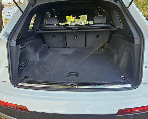 Білий Ауді Ку 7, об'ємом двигуна 2.97 л та пробігом 107 тис. км за 43500 $, фото 29 на Automoto.ua