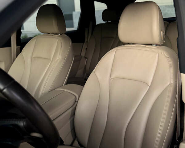 Белый Ауди Ку 7, объемом двигателя 3 л и пробегом 118 тыс. км за 27000 $, фото 11 на Automoto.ua