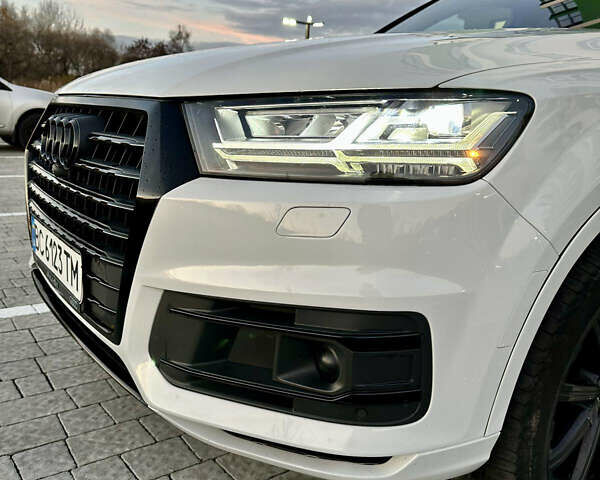 Белый Ауди Ку 7, объемом двигателя 1.98 л и пробегом 103 тыс. км за 29900 $, фото 6 на Automoto.ua