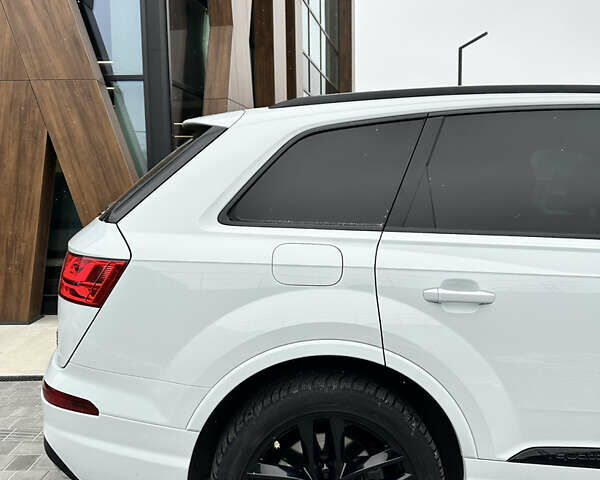 Белый Ауди Ку 7, объемом двигателя 3 л и пробегом 191 тыс. км за 30000 $, фото 26 на Automoto.ua