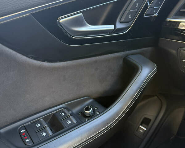 Белый Ауди Ку 7, объемом двигателя 2 л и пробегом 100 тыс. км за 41500 $, фото 22 на Automoto.ua