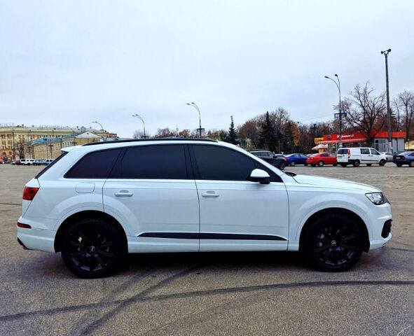 Ауди Ку 7 2017 в Харькове на Automoto.ua Белый Ауди Ку 7, объемом двигателя 3 л и пробегом 39 тыс. км за 34000 $, фото 3 на Automoto.ua