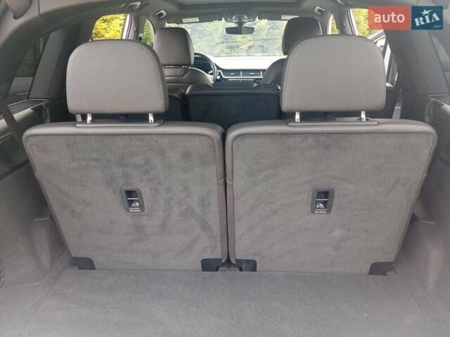 Белый Ауди Ку 7, объемом двигателя 3 л и пробегом 141 тыс. км за 28400 $, фото 29 на Automoto.ua