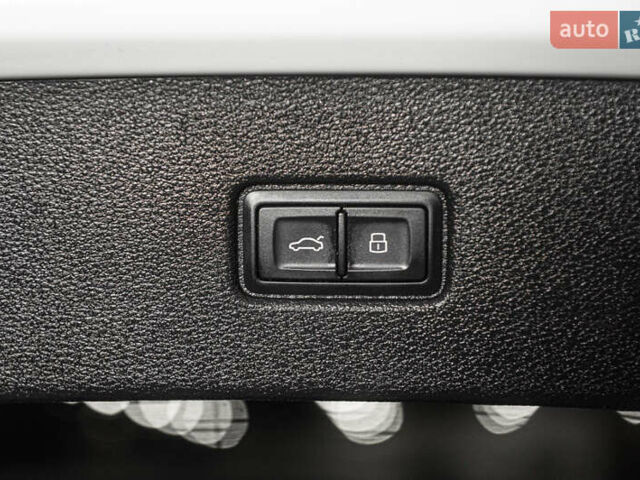 Білий Ауді Ку 7, об'ємом двигуна 2.97 л та пробігом 84 тис. км за 45900 $, фото 31 на Automoto.ua