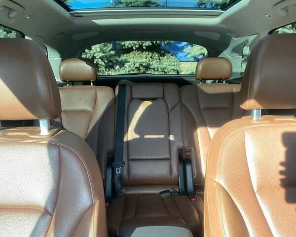 Белый Ауди Ку 7, объемом двигателя 3 л и пробегом 118 тыс. км за 35000 $, фото 6 на Automoto.ua